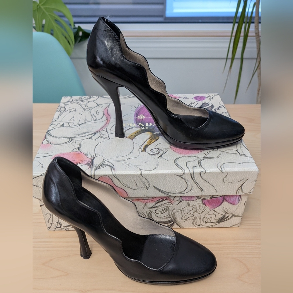 PRADA Capretto Easy Heels